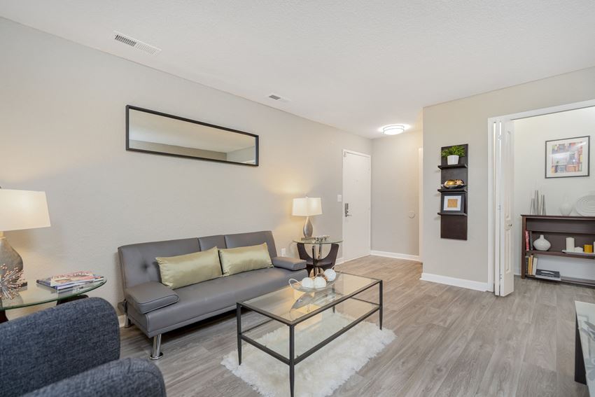 The Pines Of Cloverlane Apartments, 4907 Cloverlane Dr, Ypsilanti, MI